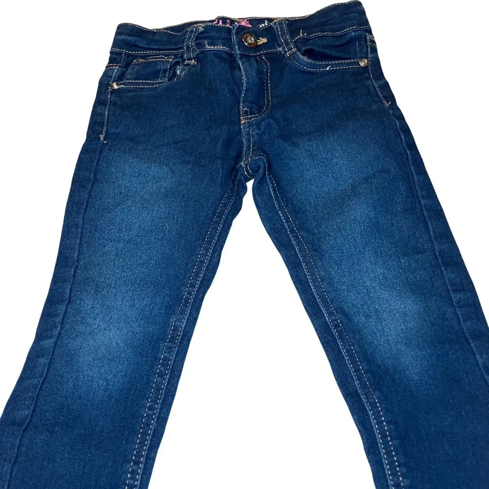 Delias Girl Size 4 Kids Skinny Jeans Blue Denim Indigo Wash With Heart Pockets
